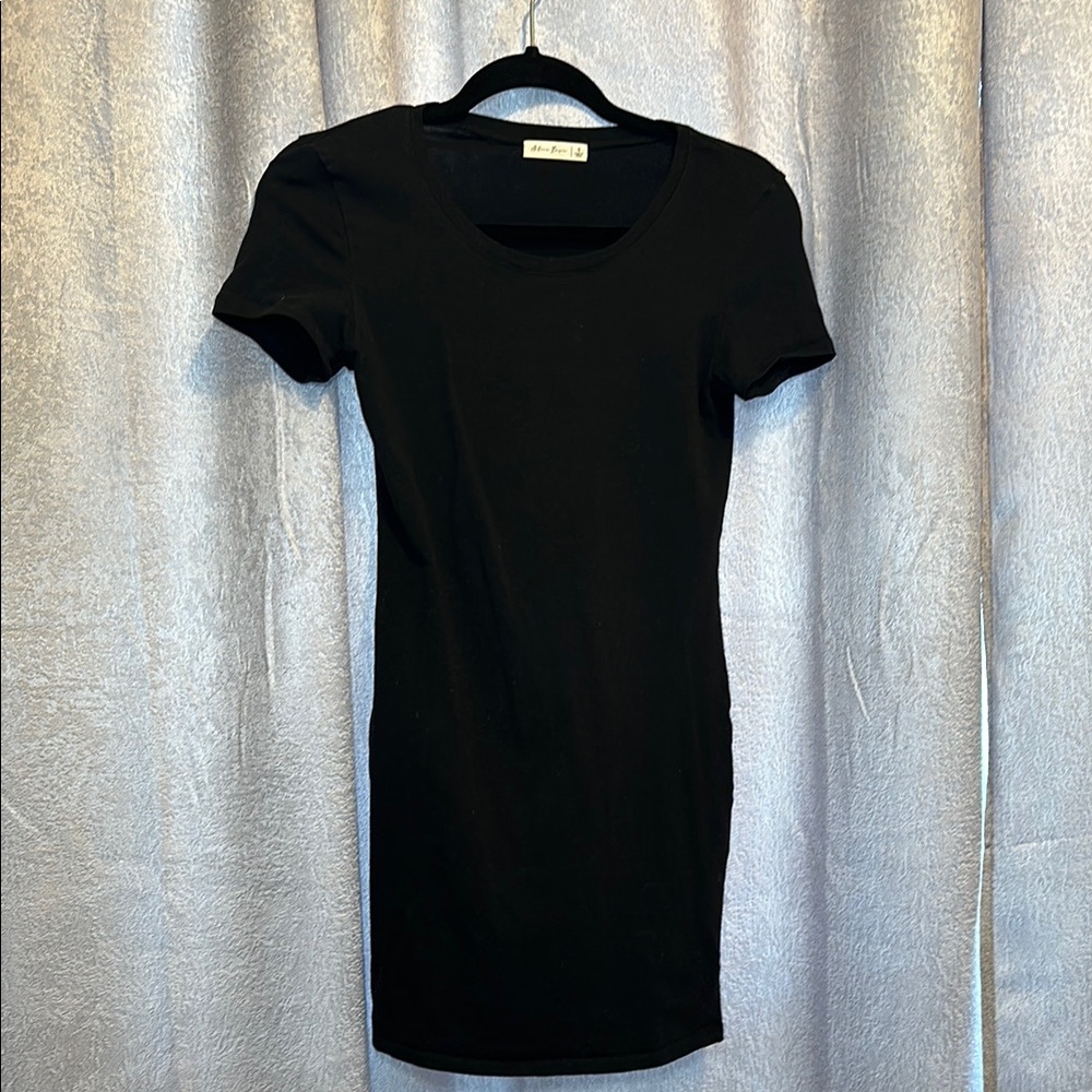 Active Basic Black Short Sleeve T Shirt Dress size Small‎